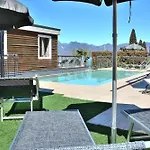 דירה North House With Pool And View *
