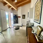 North House With Pool And View דירה *