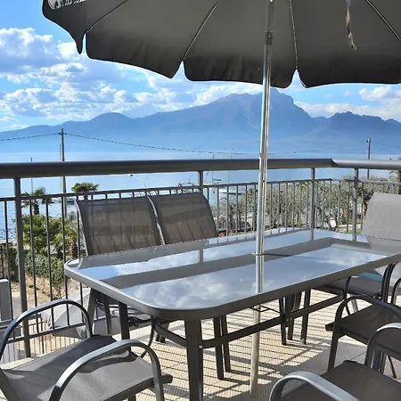 Апартаменты North House With Pool And View