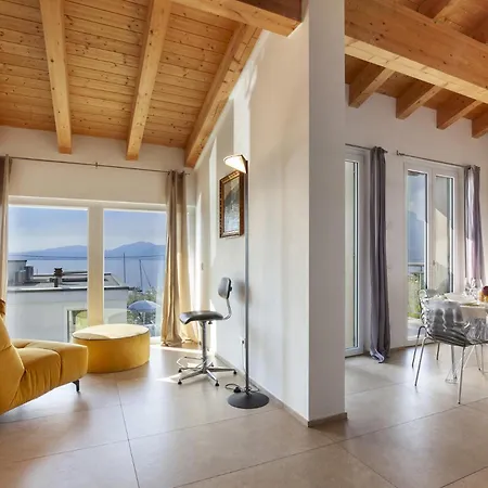 Апартаменты North House With Pool And View